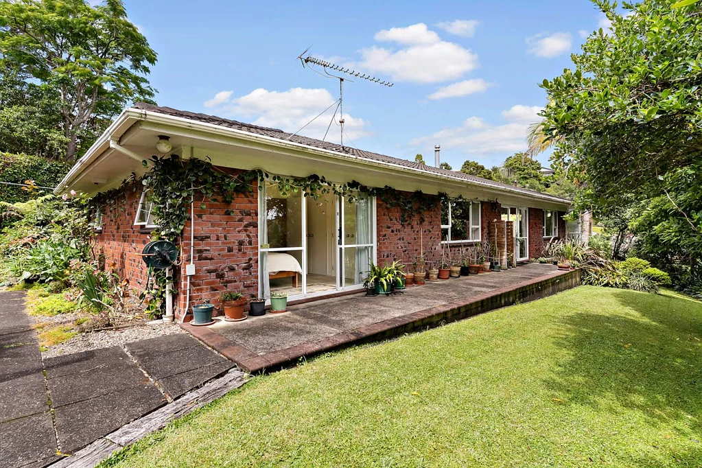 109a Glengarry Road, Glen Eden, Waitakere City, Auckland