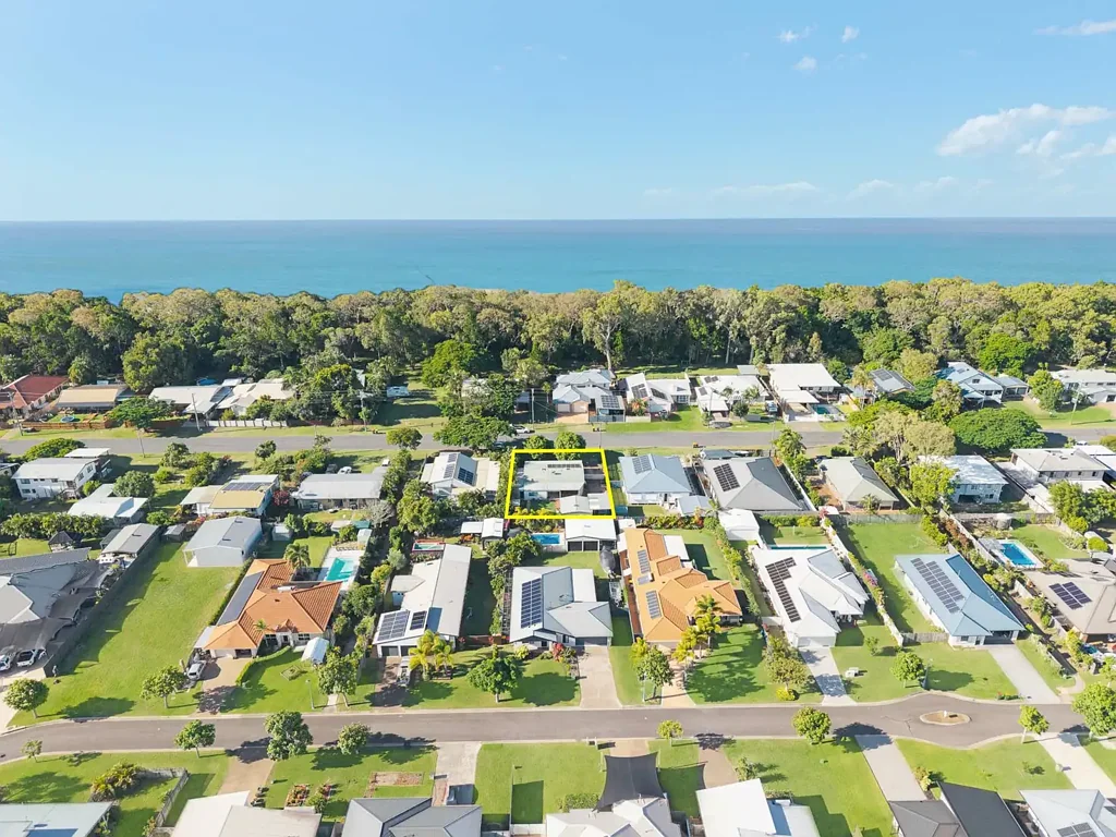 Toogoom 3房  UNDER CONTRACT | One of Toogooms most tightly held streets - now on the market