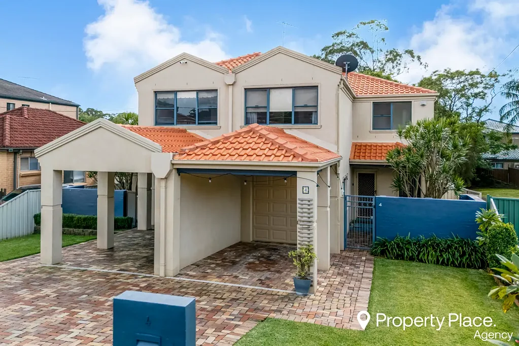 4 Wollongbar Avenue, Panania, NSW 2213