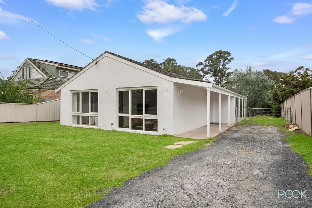 6 Carmen Place, Freemans Reach, NSW 2756