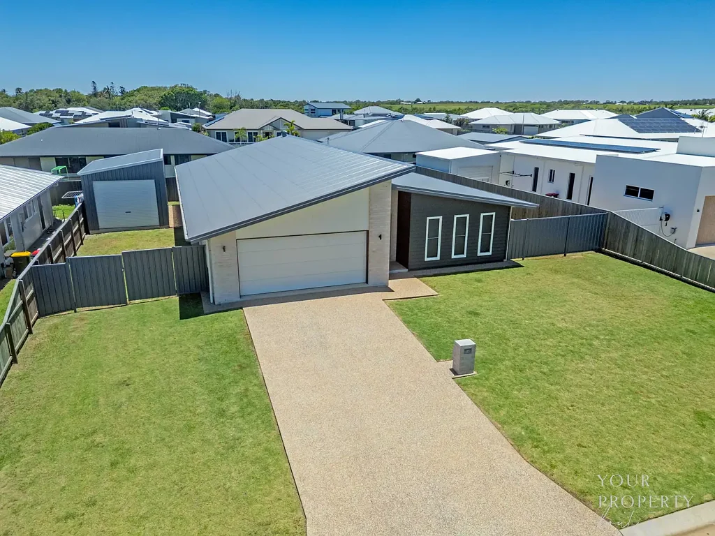 Innes Park 4Zimmer Effortless Coastal Living with Rear Yard Access &  New Shed