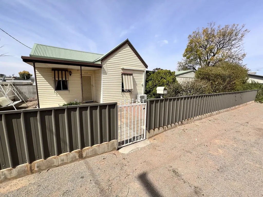 223 Boughtman Street, Broken Hill, NSW 2880