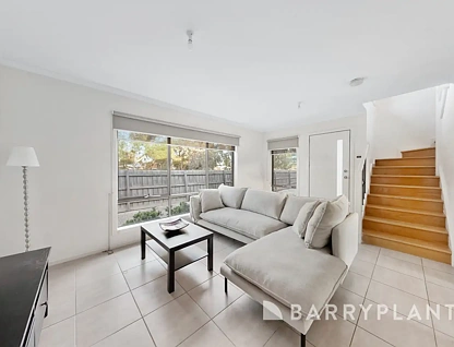 2/145 Fox Street, St Albans, VIC 3021, 2房, 1浴, 城市屋