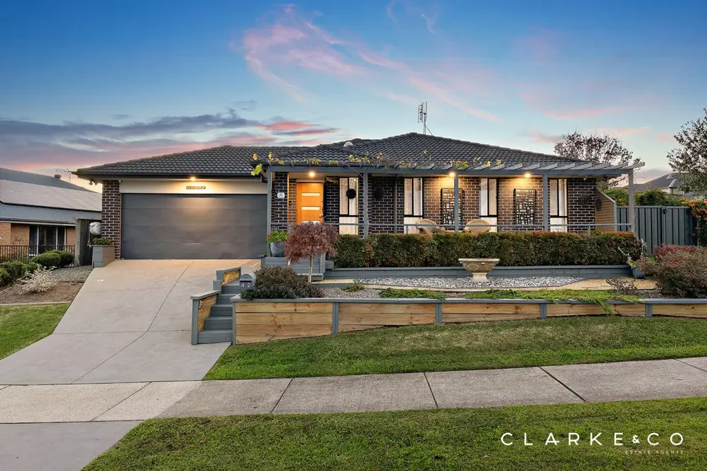 Gillieston Heights 4कमरा STUNNING VALLEY VIEWS, SPACIOUS FAMILY LIVING!
