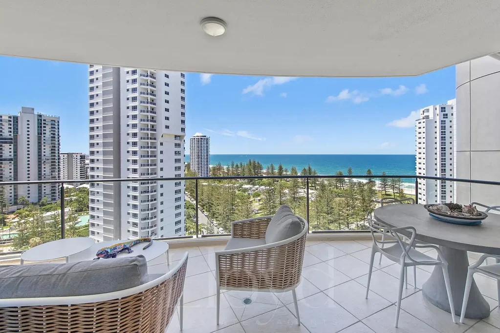 30/11 PEAK Avenue, Main Beach, QLD 4217
