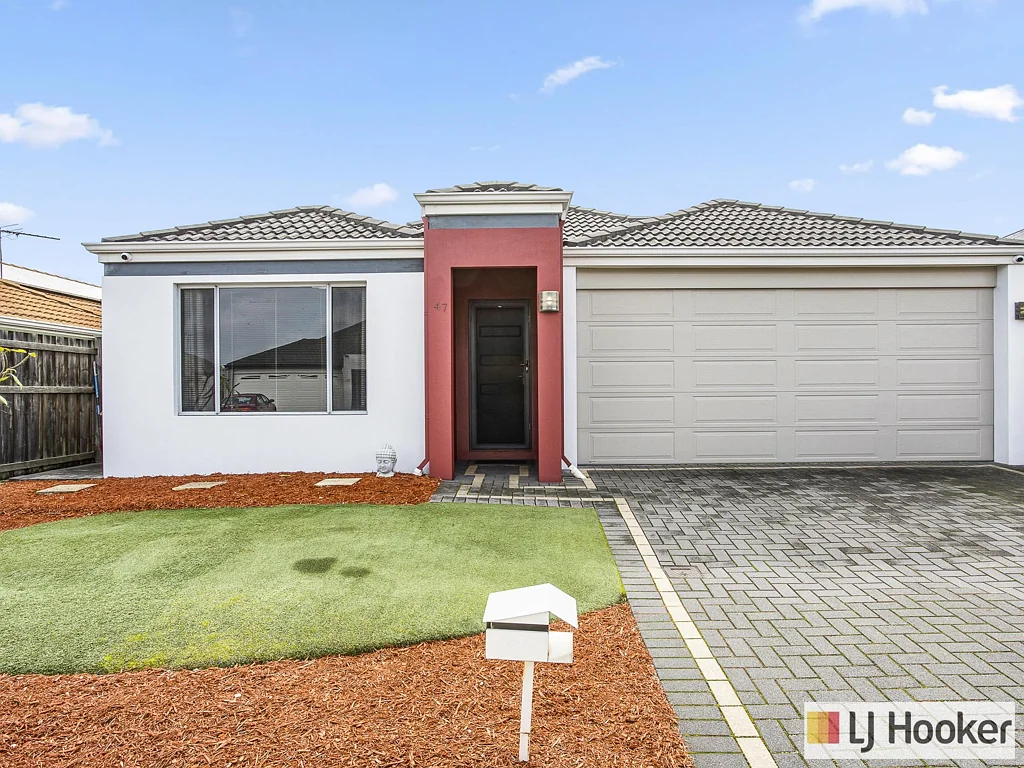 47 Gemstone Parade, Wellard, WA 6170