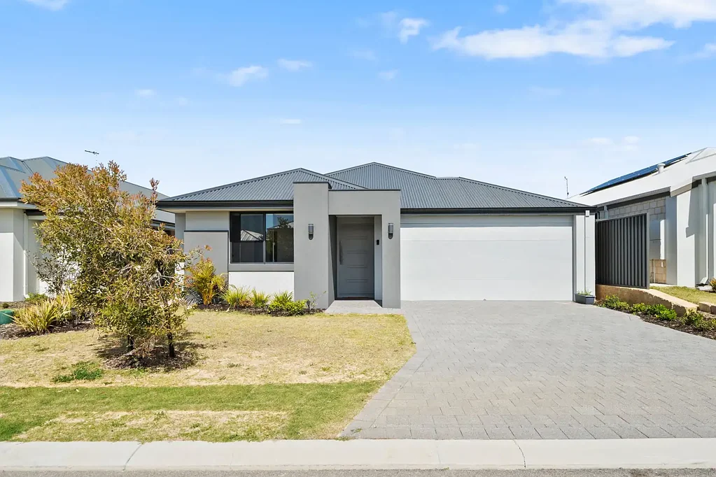 12 Coronado Way, Madora Bay, WA 6210