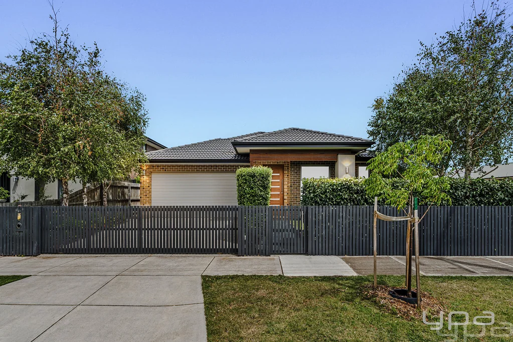 82 Wattle Avenue, Werribee, VIC 3030