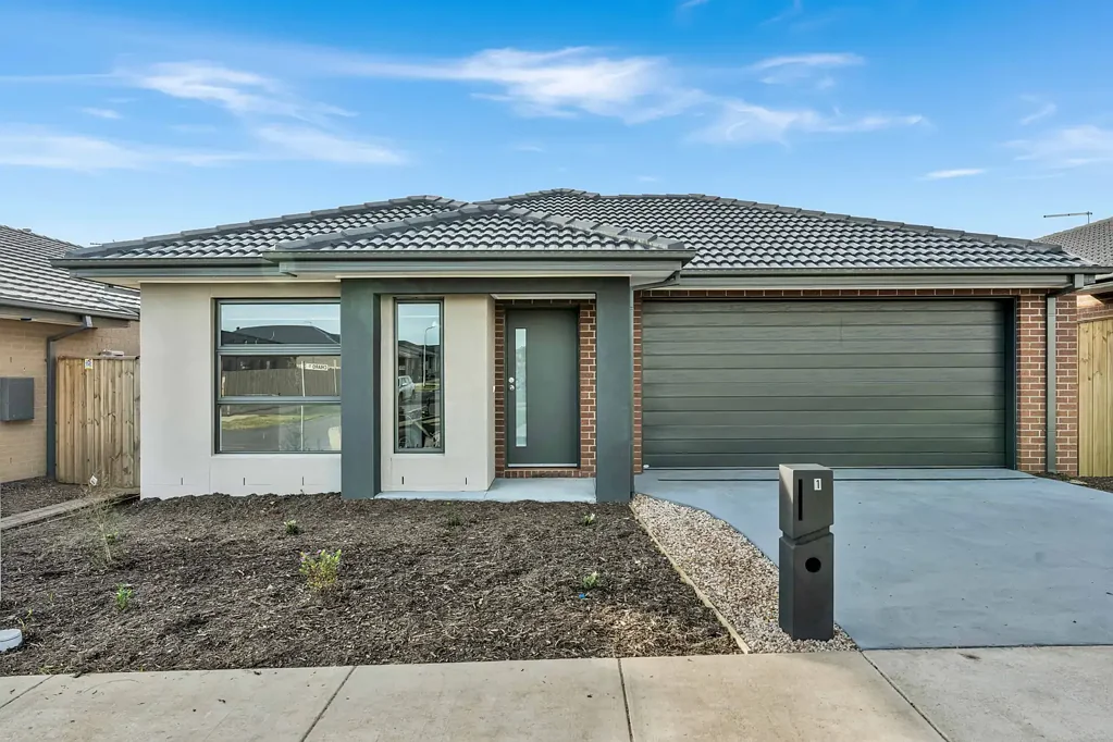 Spacious Home in the Growing Mount Duneed!