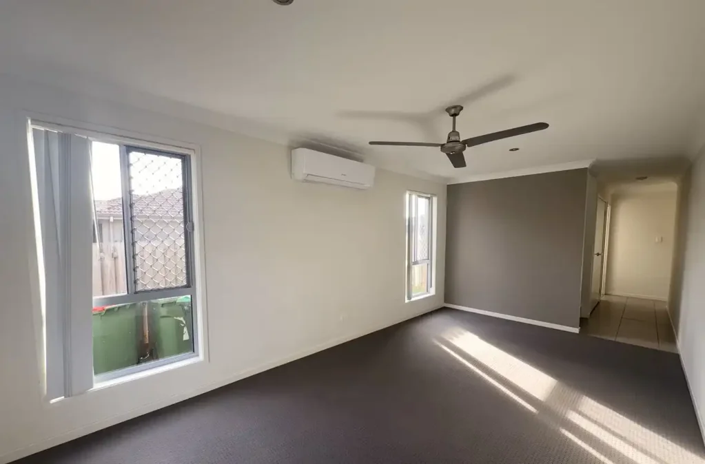 Spacious 3-Bedroom Duplex Home In Raceview!
