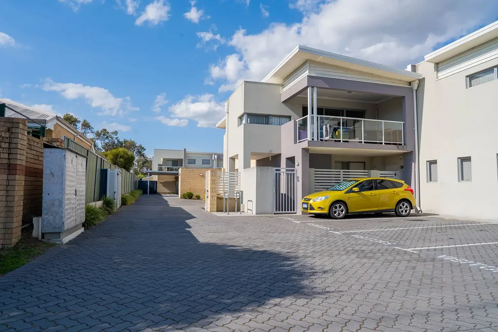 14/61 Hardey Road, Belmont, WA 6104
