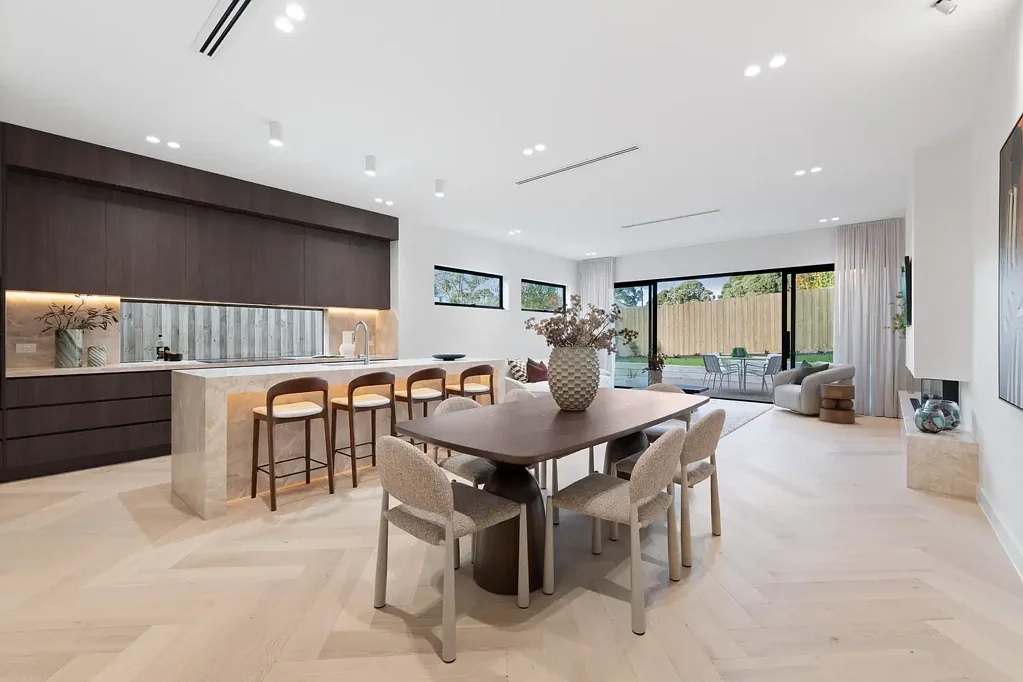 Templestowe 4 Slaapkamer Premium Lifestyle Living in the Heart of Templestowe