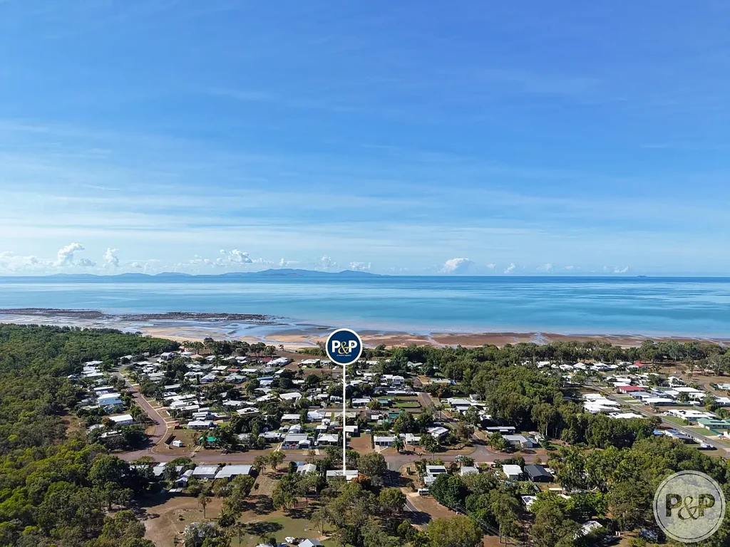 Balgal Beach 3房  Your Coastal Escape Awaits at Balgal Beach