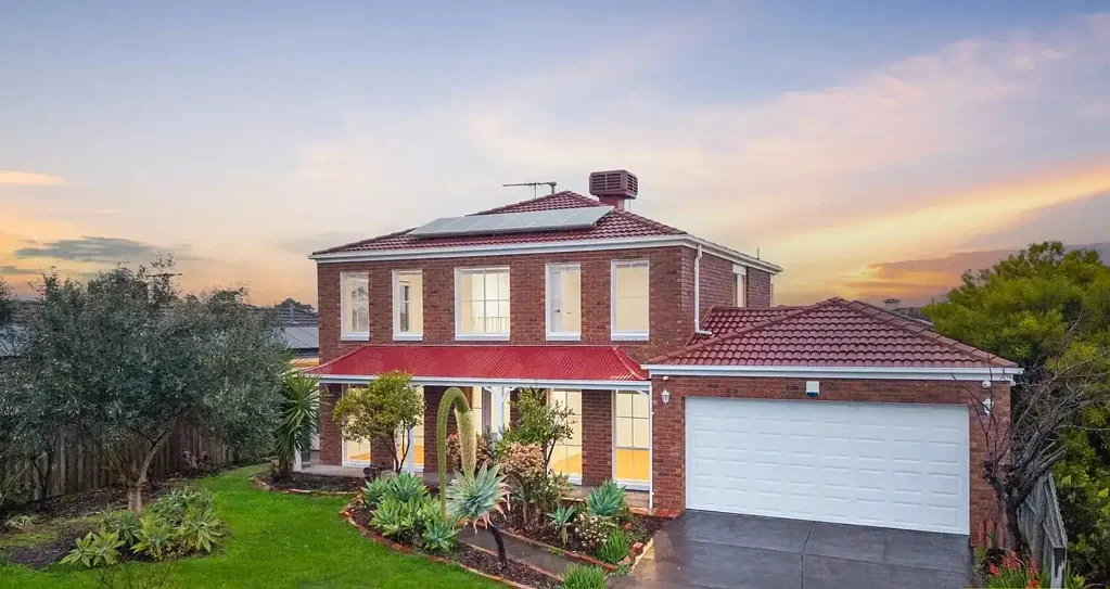 Point Cook 4Kwarto Rare Opportunity Opposite Sanctuary Lakes Shopping Centre