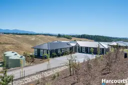 143 Redvale Road, Redwood Valley