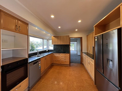 Grand Family Home in Prestigious Ellerslie Location