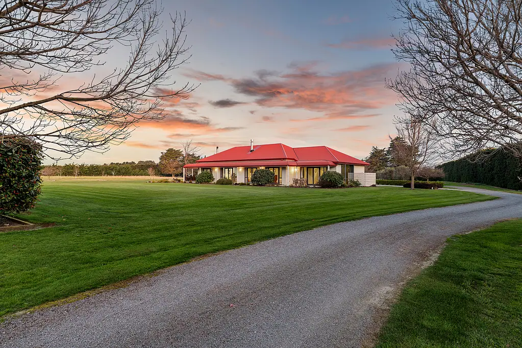 Prebbleton Prebbleton proximity, private and spacious