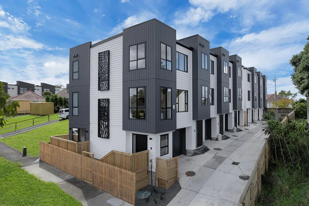 Glen Innes 3غرفة نوم Architectural Style Meets Ultimate Convenience
