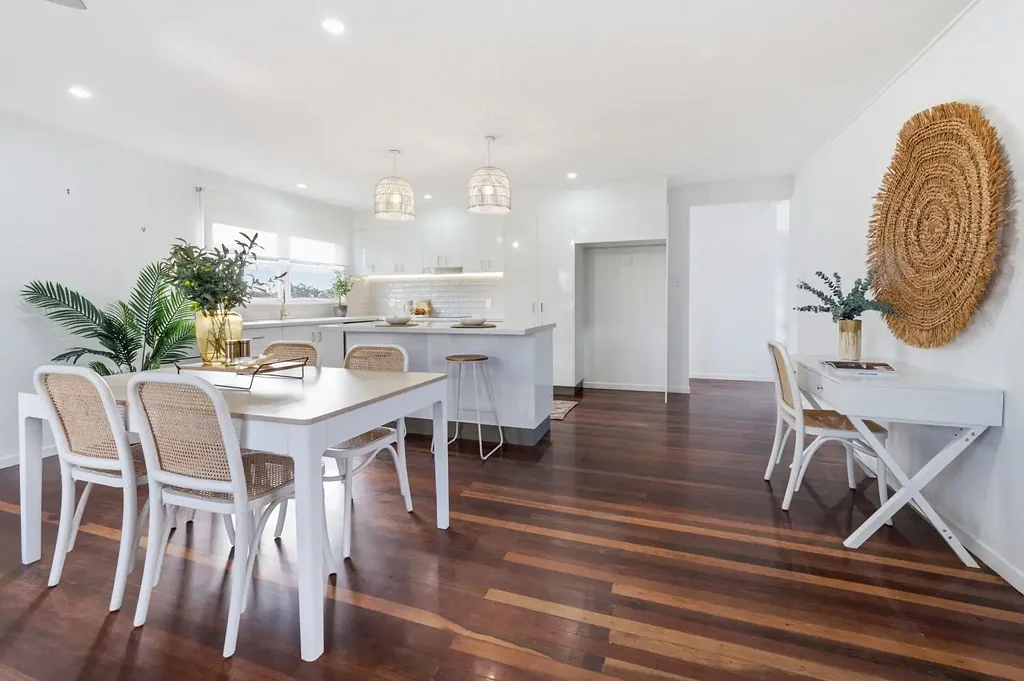 Currajong 4 Slaapkamer Spacious Family Living in Convenient Central Location