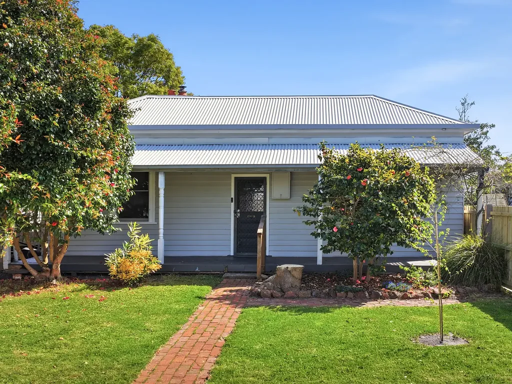 Wonthaggi 3कमरा Character Cottage with Timeless Charm and CBD Convenience