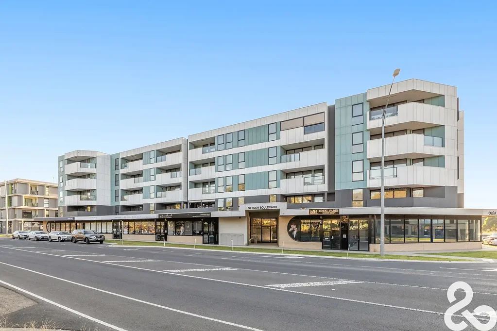 201/30 Bush Boulevard, Mill Park, VIC 3082
