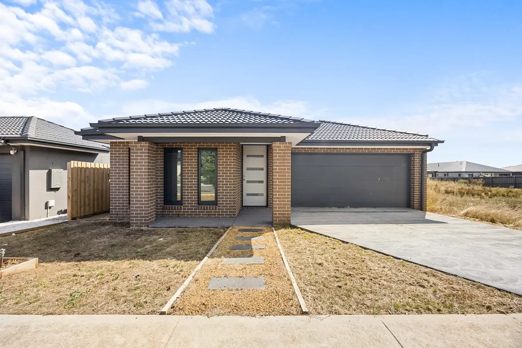 Newly Built Family Home in Growing Bonshaw