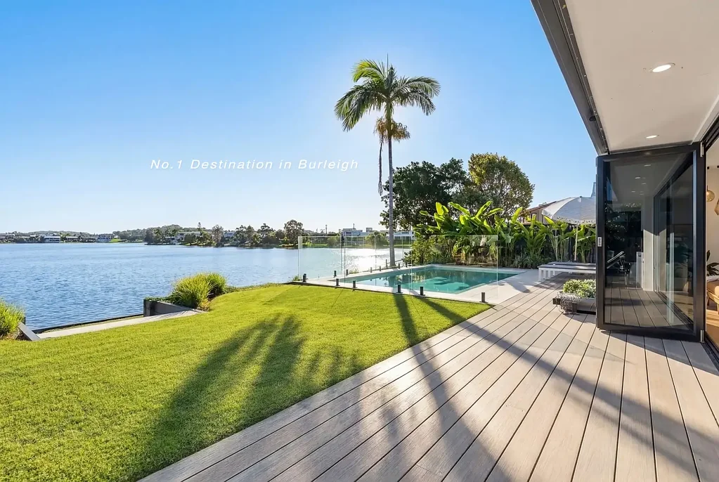 Burleigh Waters 4房  No.1 Destination in Burleigh