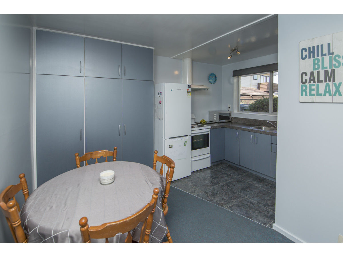 2/59 Hope Street, Shirley, Christchurch, 3 Kuwarto, 1 Banyo