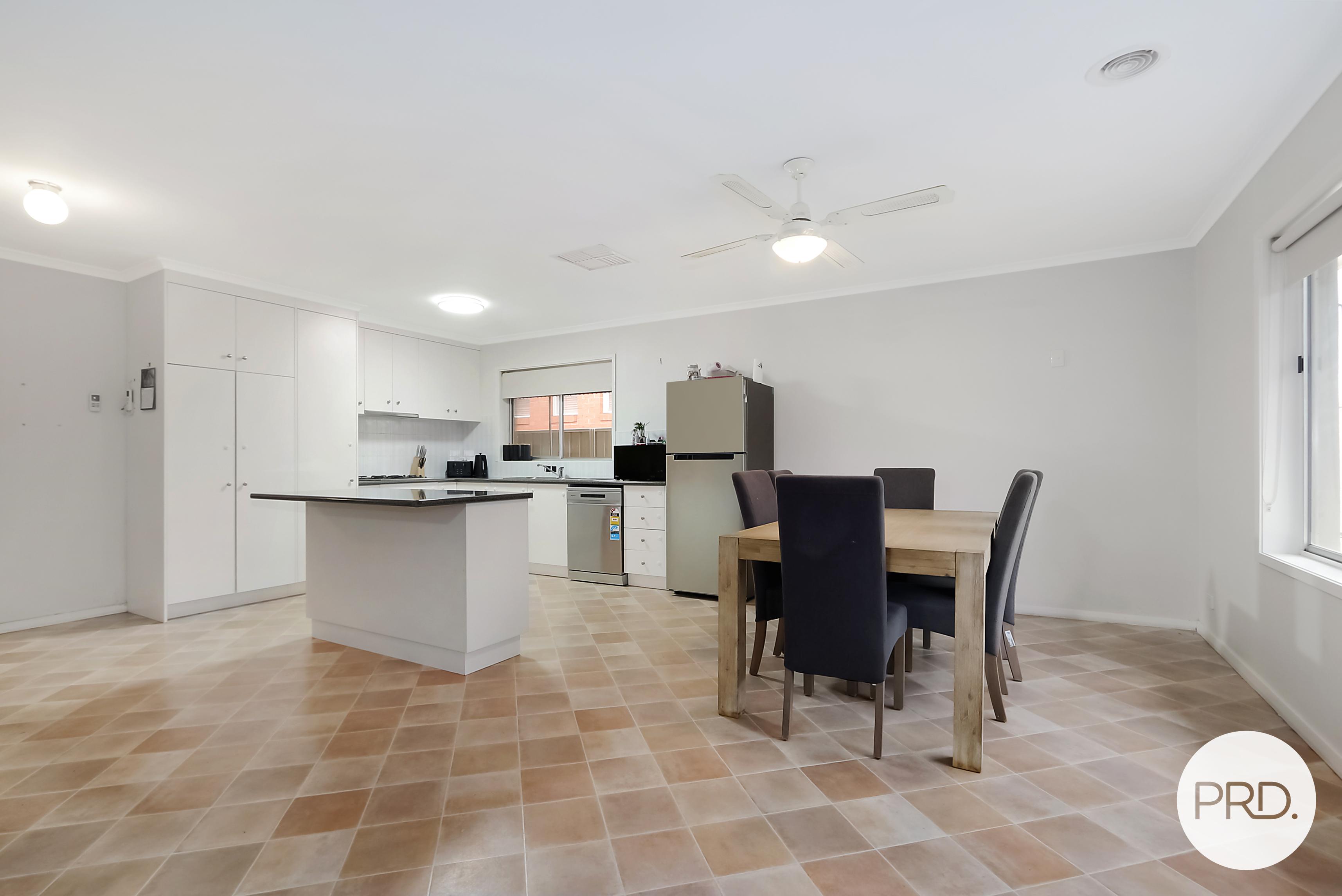 14 RUSSELL ST, HOWLONG NSW 2643, 0房, 0浴, House