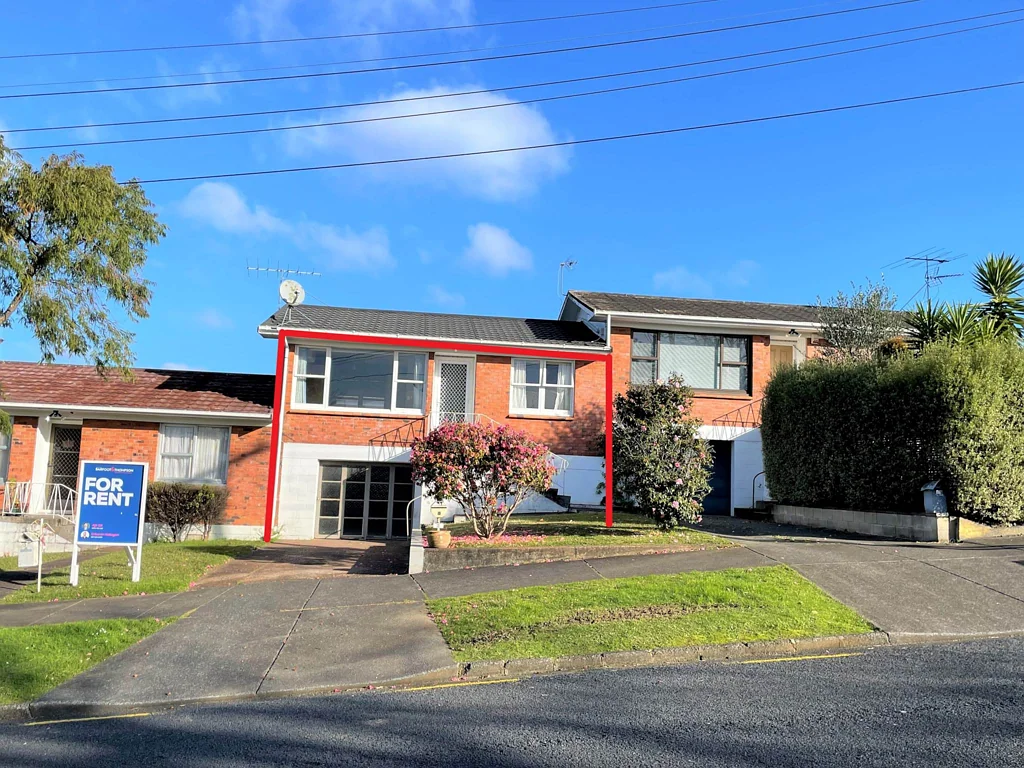 Adorable 1 Bedroom unit plus office