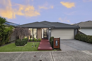 Epping 3房 高架娱乐与轻松生活 Elevated Entertaining & Effortless Living