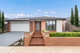 18 Gem Crescent, Cobblebank