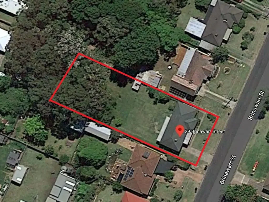 29 Brinawarr Street, Bomaderry, NSW 2541