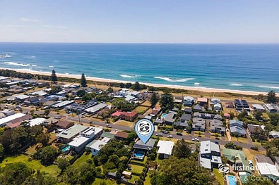 Werri Beach 3 Bedroom Coastal Entertainer in Werri Beach