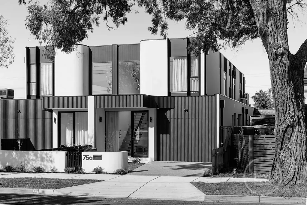 Keilor East 4房 议价出售 Private Negotiation