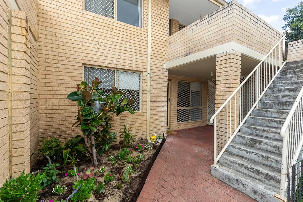 1/10-12 Byers Road, Midland, WA 6056
