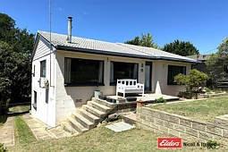 16 Violet Street, South Bathurst