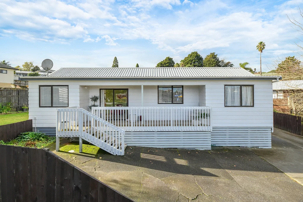 Pukekohe 3침실 Great First Home or Smart Investment Opportunity