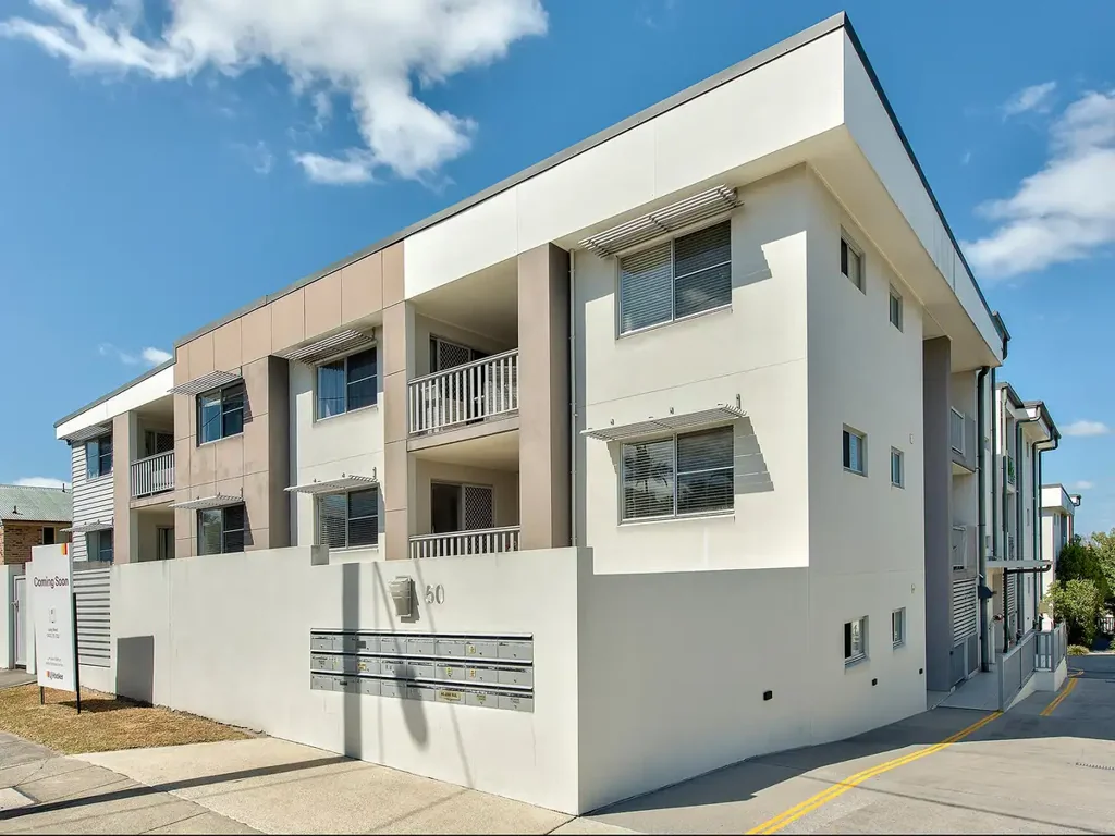Stafford 2ਬੈੱਡਰੂਮ LIGHT BRIGHT, NORTH FACING & MOVE IN READY!