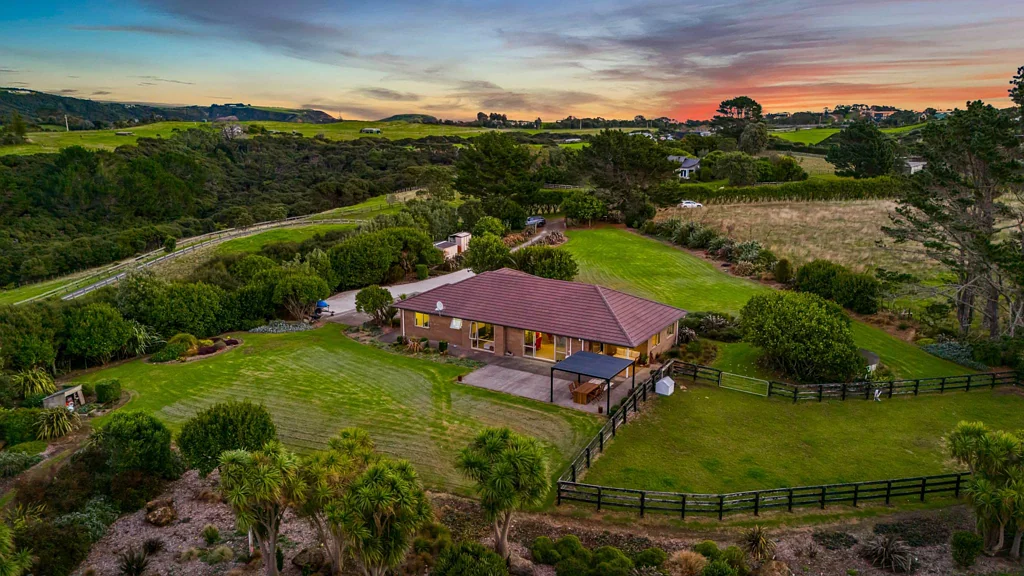 Muriwai 4Habitaciones Live Where Others Holiday — Muriwai Magic Awaits