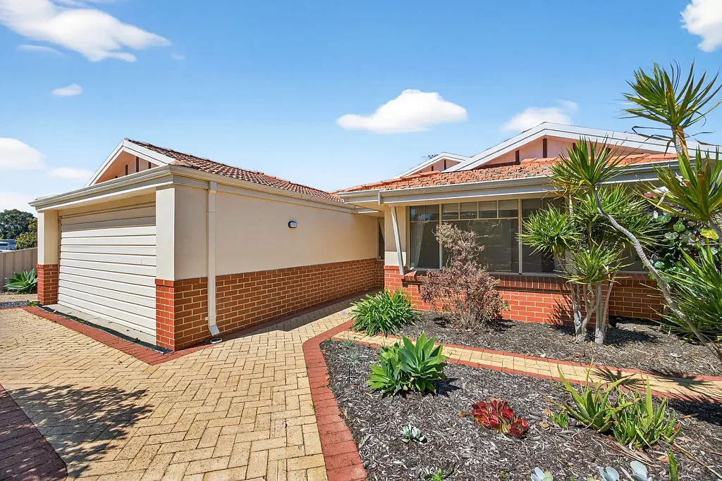 Stylish Home – Low Maintenance Living in a Prime Location