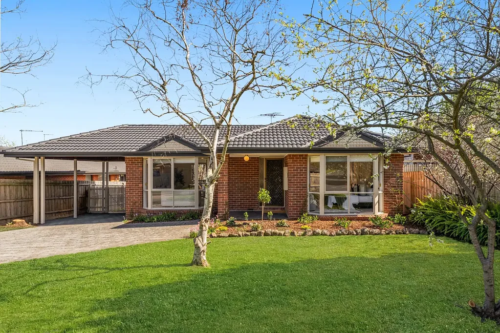 Berwick 3બેડરૂમ Generous Living in a Prized North-side Position