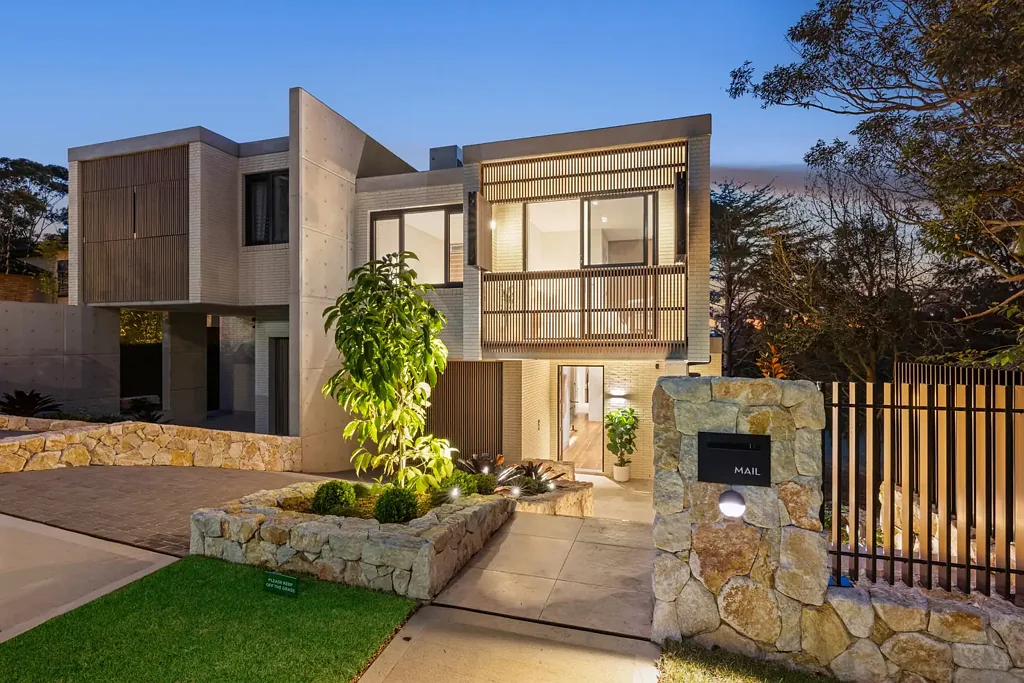 Kensington 4Kwarto Newly Completed Architectural Residence With Golf Course Views