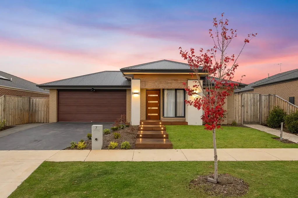 Gisborne 4침실 Contemporary Comfort in the Willow Estate