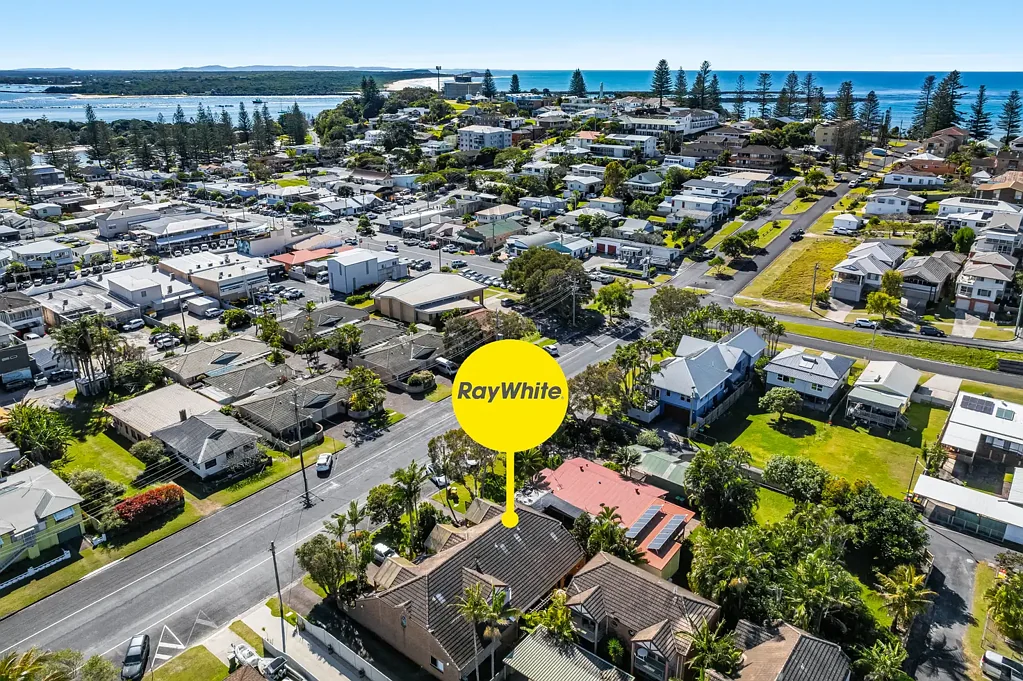 1/16 Beach Street, Yamba, NSW 2464