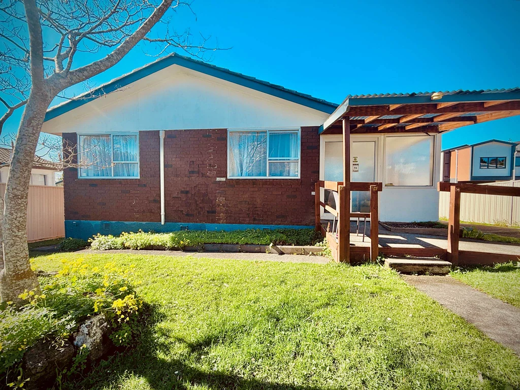 Ranui 4Moenga Home + Granny Flat + Development Potential!
