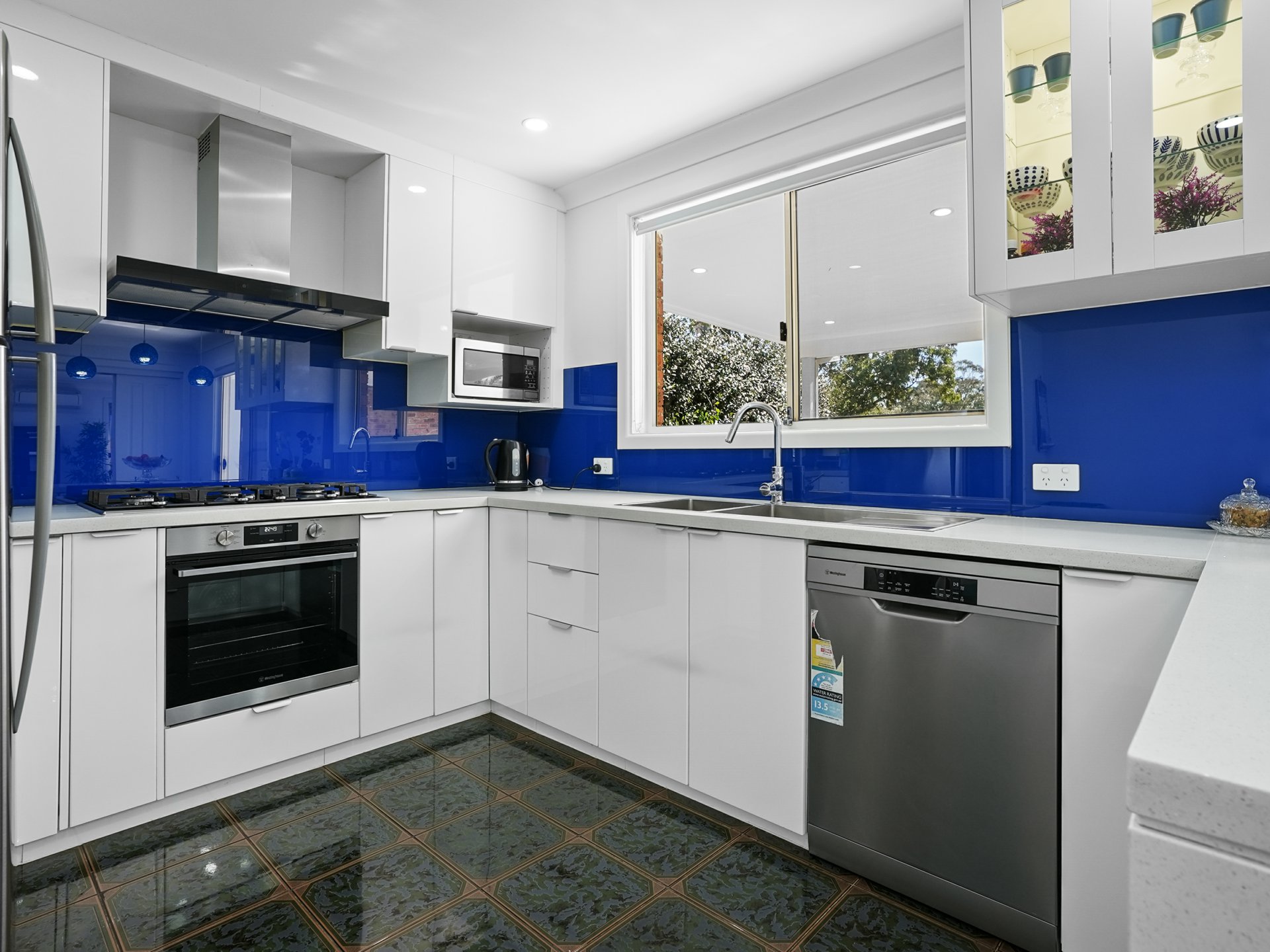 17 PETUNIA PL, MACQUARIE FIELDS NSW 2564, 0部屋, 0バスルーム, House