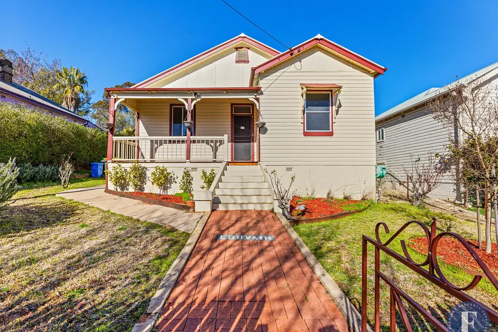 114 William Street, Young, NSW 2594