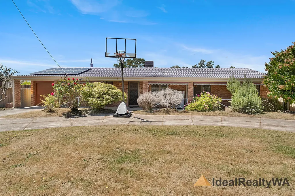 Parkwood 3Zimmer RENOVATED STUNNING FAMILY HOME & PRIME LOCATION ( HOME OPEN CANCELLED )