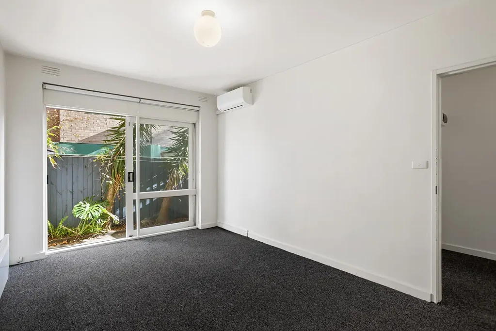 Courtyard Classic in Albert Park